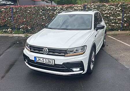 VW Tiguan Volkswagen 2.0 TSI DSG 4MOTION R LINE SUPER AUSSTAT.
