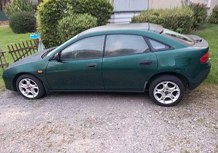 Mazda 323 F