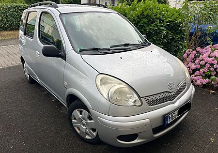 Toyota Yaris Verso 1.3 Sol / 1. Hand