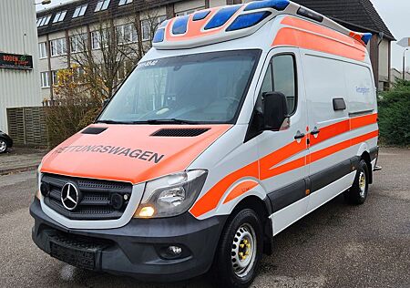 Mercedes-Benz Sprinter RTW, Fahrtrage, Ambulanz Delfis