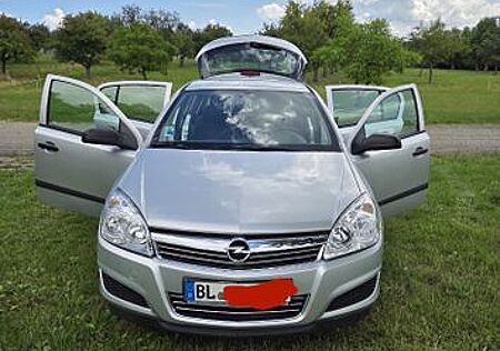 Opel Astra 1.4 Eco -scheckheftgepflegt, Zustand super