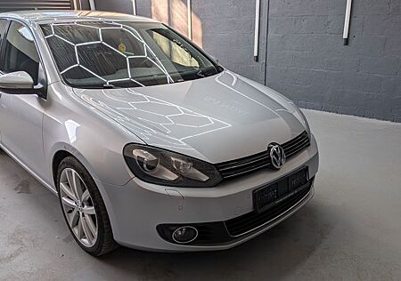 VW Golf Volkswagen VI Highline NAVI XENON ALCANTARA AHK 1.HAND