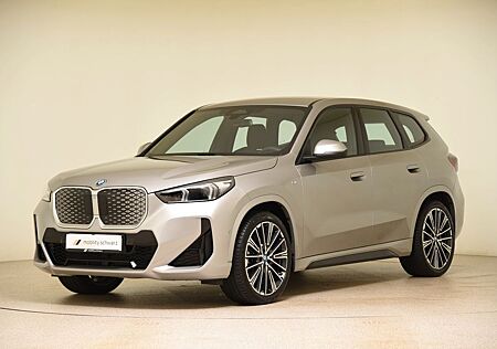 BMW iX1 xDrive30 M Sportpaket DriveAss+ LED DAB AHK