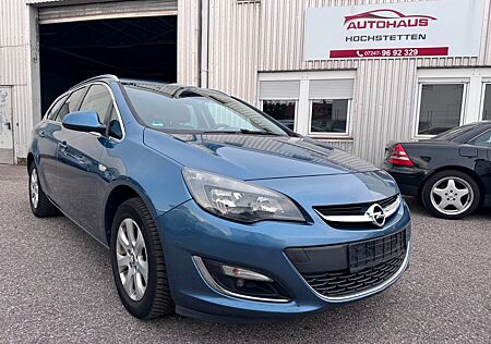 Opel Astra J Sports Tourer Exklusiv