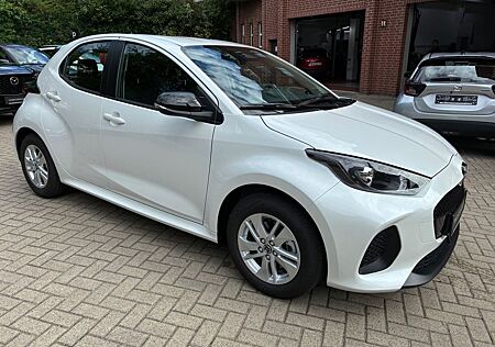 Mazda 2 Hybrid VVT-i 116 e-CVT FWD CENTRE-LINE
