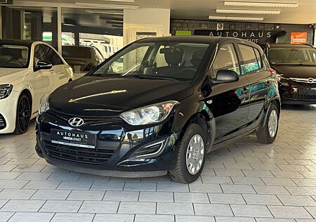 Hyundai i20 FIFA World Cup Edition / TÜV NEU