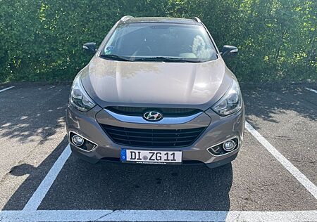 Hyundai ix35 2.0 CRDi 135kW Black&Steel 4WD Automati...