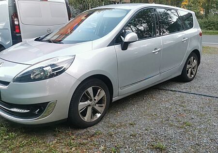 Renault Grand Scenic 1.6 dci, 7 Sitze, Keyless & Go