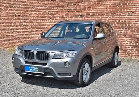 BMW X3 xDrive20d BI-XENON*NAVI*TEMPOMAT*LEDER*AHK