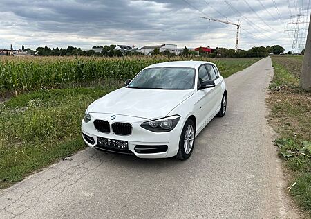 BMW 114i Sport Line Sport Line