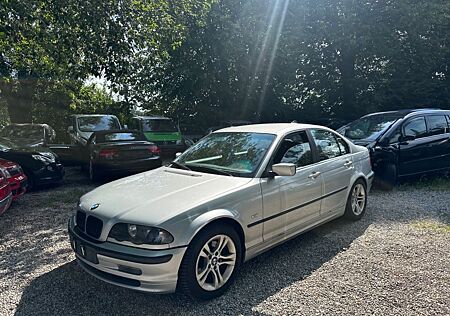 BMW 328i