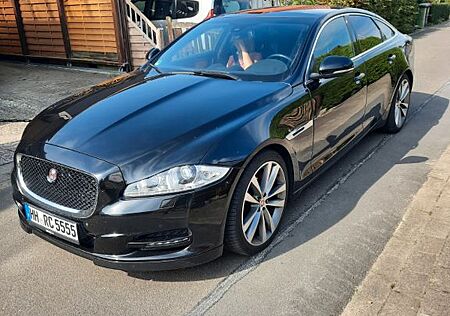Jaguar XJ Portfolio 3.0 V6 Diesel S Por...