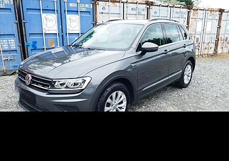VW Tiguan Volkswagen 1.4 TSI DSG | 2. Hand | Garagenfahrzeu