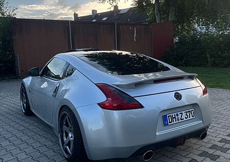 Nissan 370Z 3.7 - Nismo ESD inkl. viel Zubehör