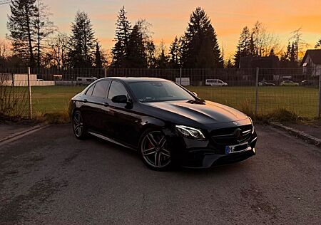 Mercedes-Benz E 63 AMG E 63 S AMG Mercedes-AMG E 63 S 4MATIC+ Autom. ..