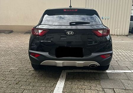 Kia Stonic 1.4 MPI ISG Titan