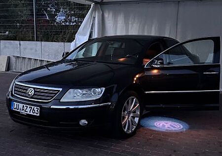 VW Phaeton Volkswagen 3.0 V6 TDI 4MOTION 242 ps