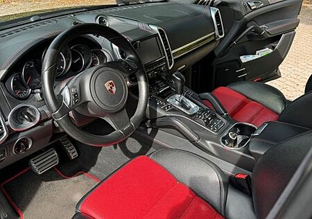 Porsche Cayenne Turbo