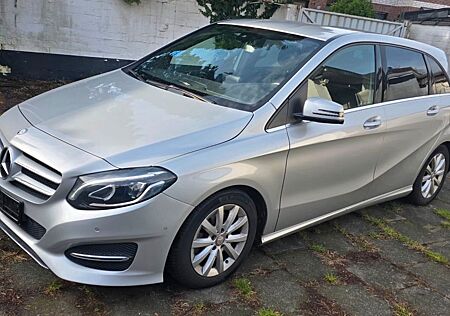 Mercedes-Benz B 180 Style Aut. LED*CAMERA*NAVI