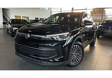 VW Tiguan Volkswagen AHK-klappbar El. Panodach Navi Digitales