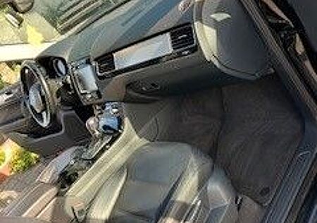 VW Touareg Volkswagen 3.0 V6 TDI 150kW Tiptr BlueMotion Te...