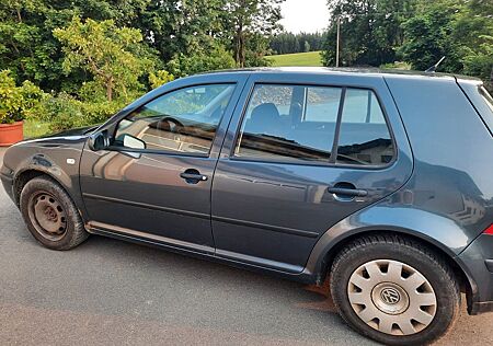 VW Golf Volkswagen 4er 1.9TDI 81kW
