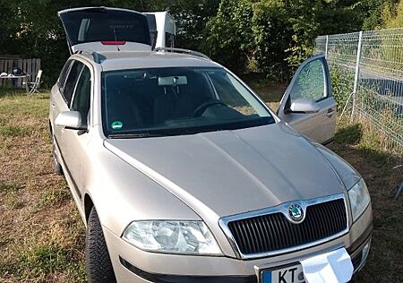 Skoda Octavia 2.0 FSI Elegance Elegance