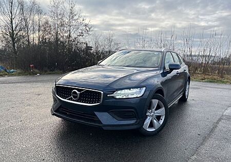 Volvo V60 CC V60 Cross Country AWD/T-Leder/AHK/Navi/4X4/