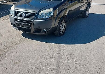 Fiat Doblo 1.4 8V Active Active