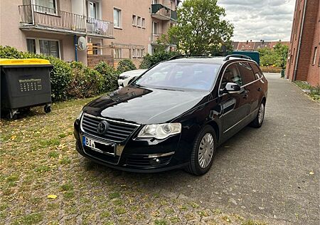VW Passat Variant Volkswagen 2.0 TDI DPF DSG Comfortline V...