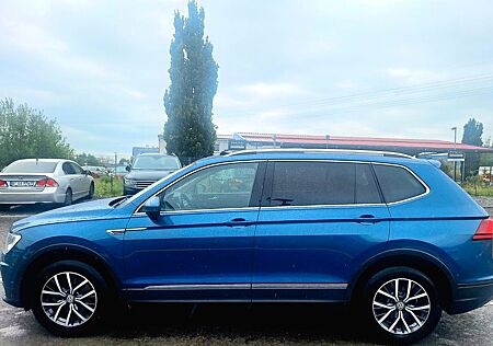 VW Tiguan Allspace Volkswagen *Nav*Leder*Pano*HUD*SHZ*Cam*7 PL