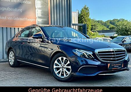 Mercedes-Benz E 220 d 4Matic/NAVI/HEAD-UP/PANO/WIDESCREEN