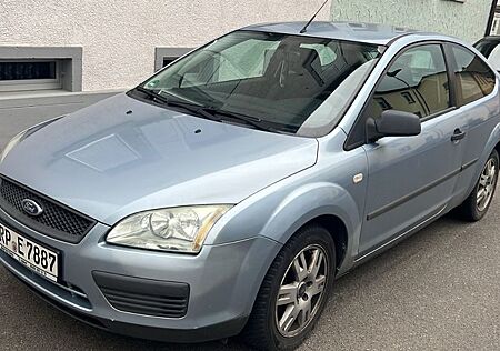 Ford Focus 1,4 Ambiente Ambiente