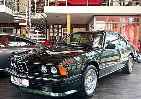 BMW 635 CSI M-Sportlenkrad Heckrollo BRD