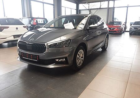 Skoda Fabia 1,0TSI LED Kamera PDC Klima SH SmartLinke