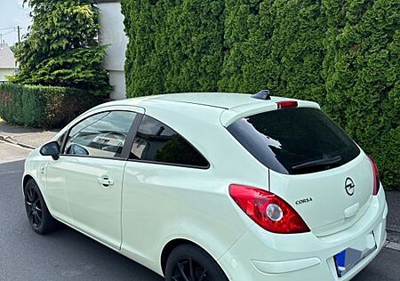 Opel Corsa 1.4 Selection Selection