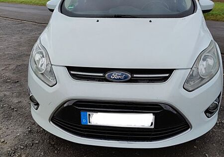 Ford Grand C-Max 2,0TDCi 103kW Titanium Titanium