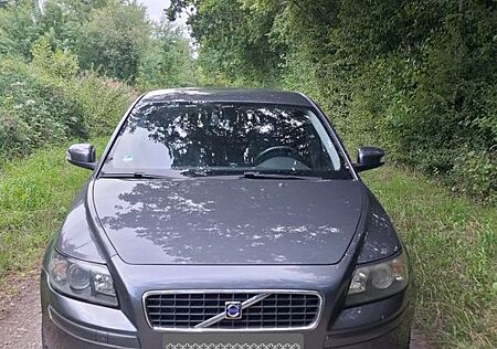 Volvo S40 2.4