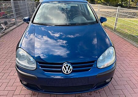 VW Golf Volkswagen 1.6 FSI AUTOMATIK TÜV 05/27 Steuerkette-NEU
