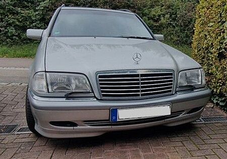 Mercedes-Benz C 180 T ELEGANCE