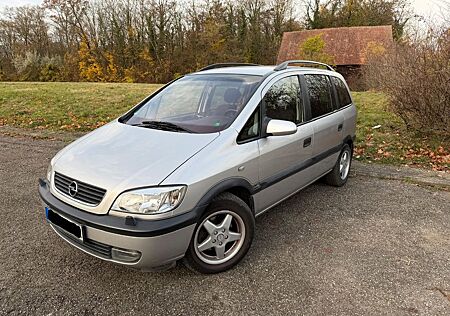 Opel Zafira 1.8 16V Elegance*Navi*AHK*guterZustand