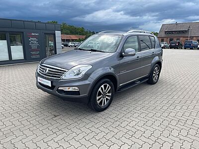 Ssangyong REXTON 2.0 TD  Rexton Sapphire 2HD AHK 7-Sitzer