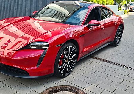 Porsche Taycan Taycan4 S,UVP 152 000.-€,Luftfed,ALu21",PerfBat+