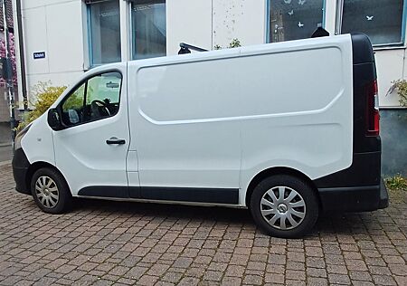 Nissan NV300
