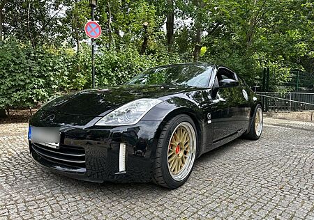 Nissan 350Z HR Premium Pack