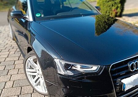 Audi A5 2.0 TDI 140kW quattro Cab. -S-Line