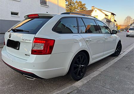 Skoda Octavia 2.0 TDI DSG RS TÜV neue