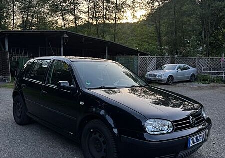 VW Golf Volkswagen 4 1.4 Champ
