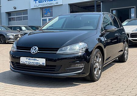 VW Golf Volkswagen VII Lim.*ALCANTARA*SHZ*PDC*KLIMAA.*S-HEFT*