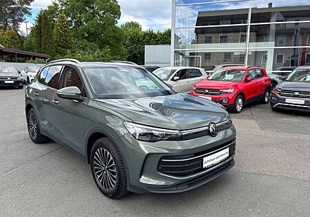 VW Tiguan Volkswagen 2.0 TDI DSG Life,Navi,AHK,LED,Kamera,ACC,